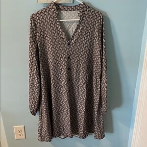 Oversized Elegant Black and Beige Patterned Dress size large